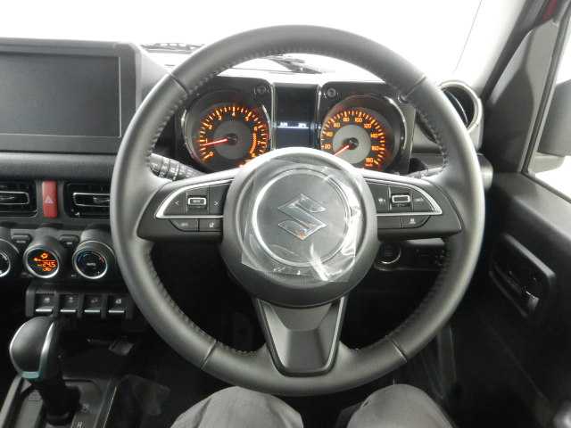 スズキ ジムニー　ノマド １．５ ＦＣ ４ＷＤ R7年 () 99