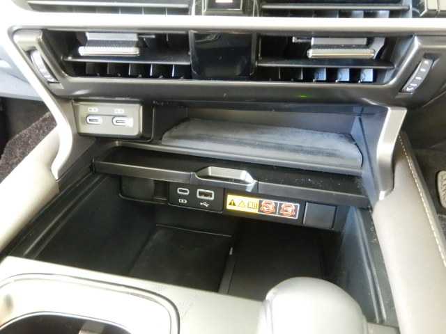 レクサス ＲＸ４５０ｈ＋ ４５０Ｈプラス バージョンＬ ４ＷＤ R6年 () 99