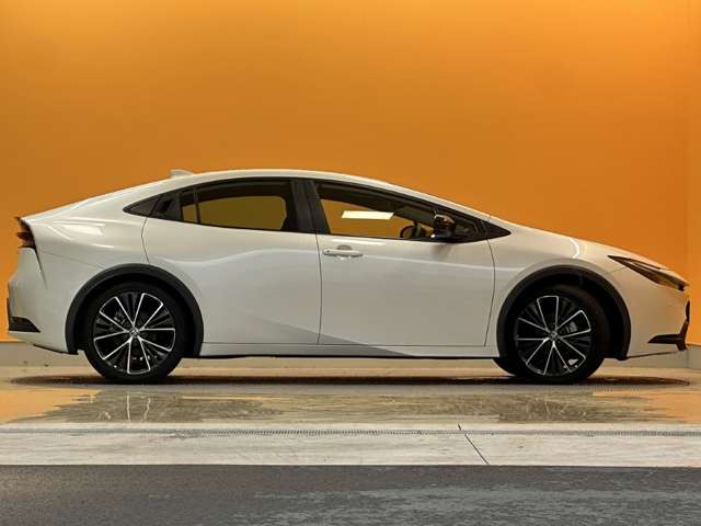 トヨタ プリウス ２．０ Ｇ R5年 (甲信越・北陸) 99