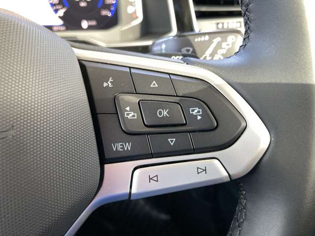 フォルクスワーゲン ポロ ＴＳＩ　スタイル R8年 () 99