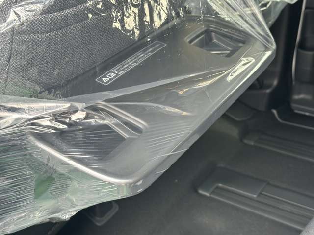 ホンダ ステップワゴン　ハイブリッド ２．０ Ｅ：ＨＥＶ エアー ＥＸ R8年 () 99