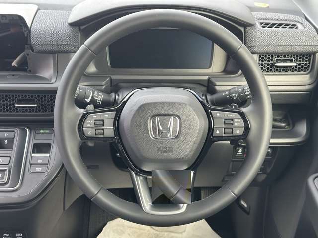 ホンダ ステップワゴン　ハイブリッド ２．０ Ｅ：ＨＥＶ エアー ＥＸ R8年 () 99