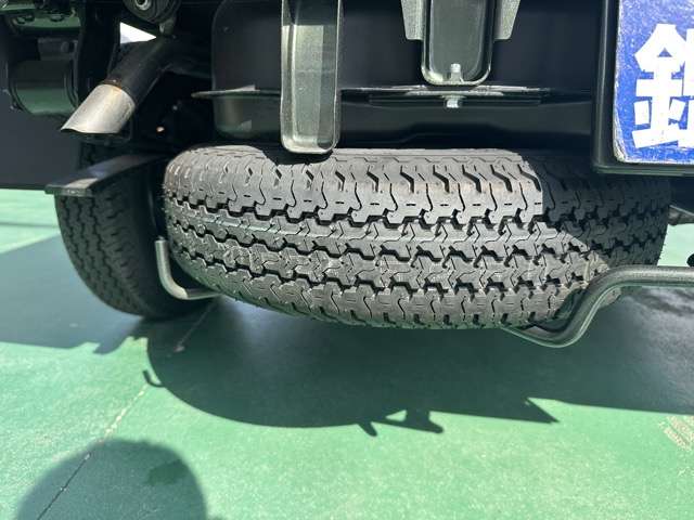 スズキ キャリイトラック ６６０ スーパーキャリイ Ｌ ３方開 ４ＷＤ R7年 () 99