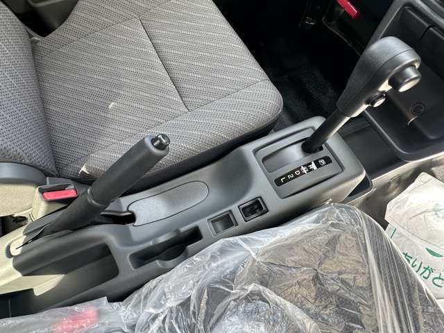 スズキ キャリイトラック ６６０ スーパーキャリイ Ｌ ３方開 ４ＷＤ R7年 () 99
