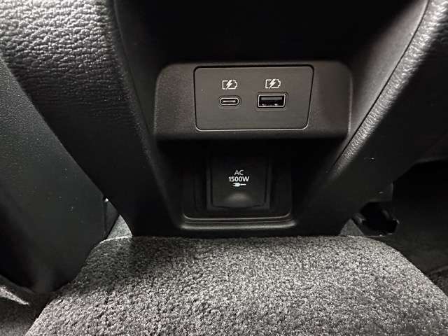 三菱 アウトランダーＰＨＥＶ ＰＨＥＶ ２．４ Ｐ ４ＷＤ R5年 () 99
