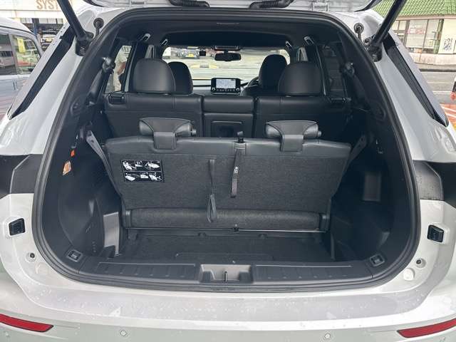 三菱 アウトランダーＰＨＥＶ ＰＨＥＶ ２．４ Ｐ ４ＷＤ R5年 () 99