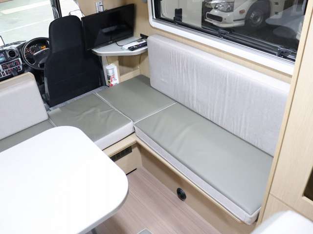 トヨタ カムロード キャンピング R6年 (北海道) 99