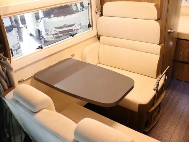 トヨタ カムロード キャンピング R4年 (北海道) 99