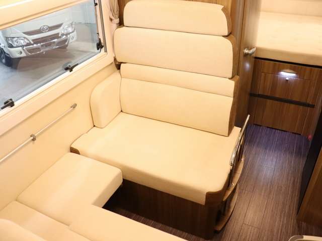 トヨタ カムロード キャンピング R4年 (北海道) 99