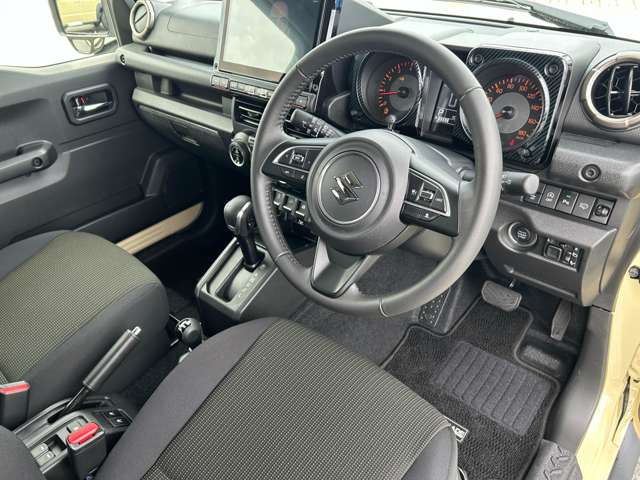 スズキ ジムニー　ノマド １．５ ＦＣ ４ＷＤ R7年 () 99