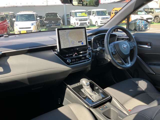トヨタ カローラクロス　ハイブリッド １．８ ハイブリッド Ｚ Ｅ－ＦＯＵＲ ４ＷＤ R7年 () 99