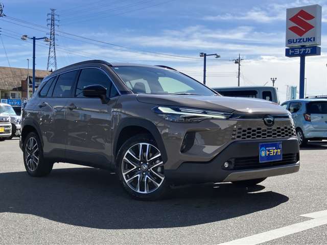 トヨタ カローラクロス　ハイブリッド １．８ ハイブリッド Ｚ Ｅ－ＦＯＵＲ ４ＷＤ R7年 () 99