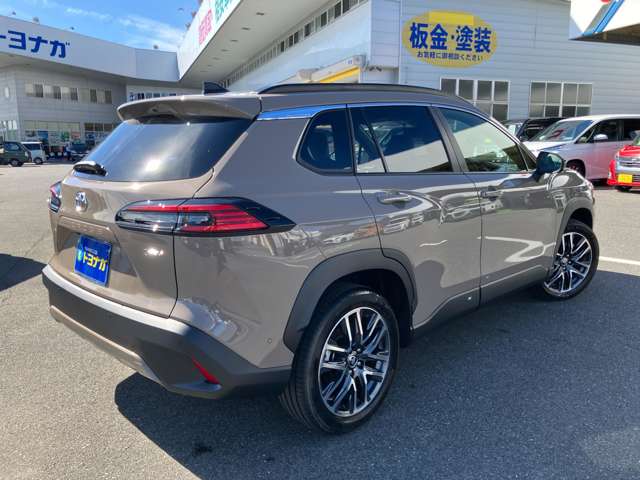 トヨタ カローラクロス　ハイブリッド １．８ ハイブリッド Ｚ Ｅ－ＦＯＵＲ ４ＷＤ R7年 () 99