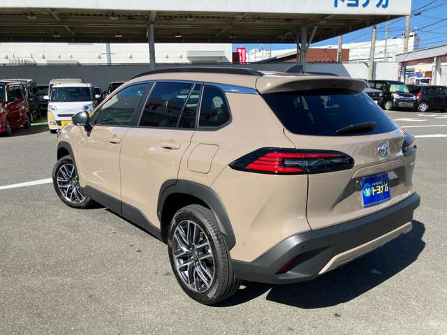 トヨタ カローラクロス　ハイブリッド １．８ ハイブリッド Ｚ Ｅ－ＦＯＵＲ ４ＷＤ R7年 () 99
