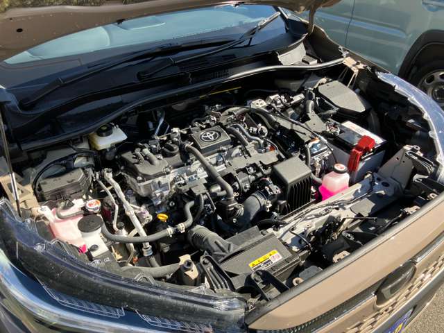 トヨタ カローラクロス　ハイブリッド １．８ ハイブリッド Ｚ Ｅ－ＦＯＵＲ ４ＷＤ R7年 () 99