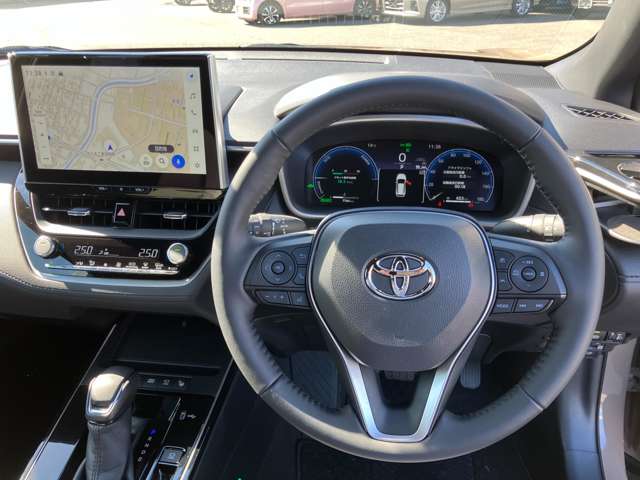 トヨタ カローラクロス　ハイブリッド １．８ ハイブリッド Ｚ Ｅ－ＦＯＵＲ ４ＷＤ R7年 () 99