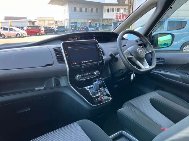 日産 セレナ １．２ Ｅ－ＰＯＷＥＲ ハイウェイスター Ｖ R4年 () 99
