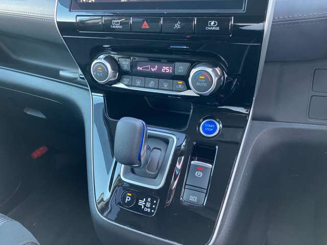 日産 セレナ １．２ Ｅ－ＰＯＷＥＲ ハイウェイスター Ｖ R4年 () 99