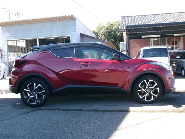 トヨタ Ｃ−ＨＲ １．２ Ｇ－Ｔ ４ＷＤ R1年 (甲信越・北陸) 99