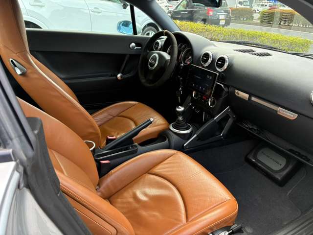 アウディ ＴＴ クーペ １．８Ｔ クワトロ ４ＷＤ H15年 (関東) 99