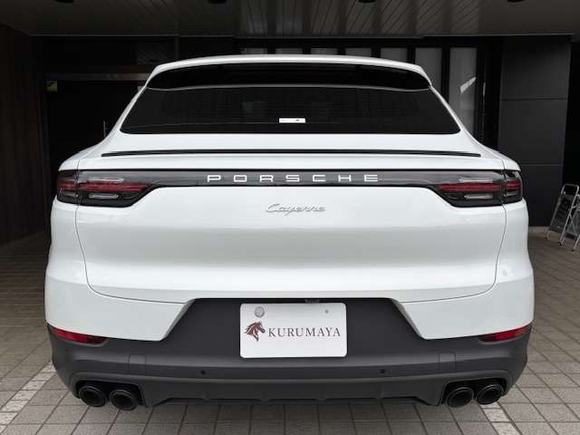 ポルシェ カイエンクーペ ３．０ ティプトロニックＳ リアセンターシート ４ＷＤ R4年 (関東) 99