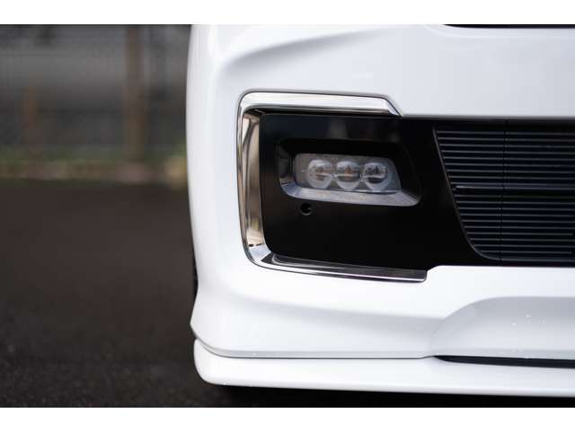 ホンダ Ｎ　ＢＯＸ カスタム ６６０ Ｌ ターボ コーディネートスタイル R5年 (九州・沖縄) 99