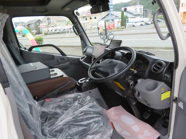 トヨタ カムロード バンテック R7年 (東北) 99