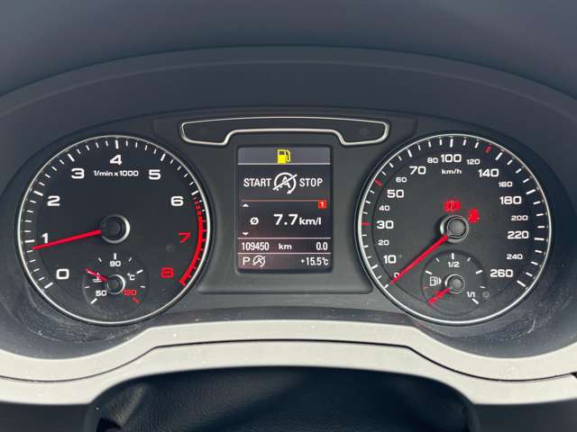 アウディ Ｑ３ ２．０ ＴＦＳＩ クワトロ ２１１ＰＳ ４ＷＤ H24年 () 99