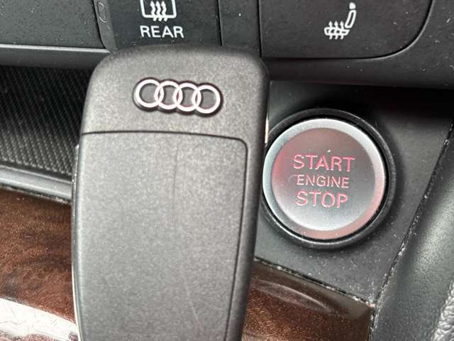 アウディ Ｑ３ ２．０ ＴＦＳＩ クワトロ ２１１ＰＳ ４ＷＤ H24年 () 99