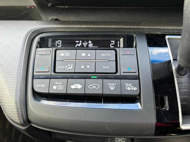 ホンダ ステップワゴン １．５ スパーダ ホンダ センシング H29年 (東北) 99