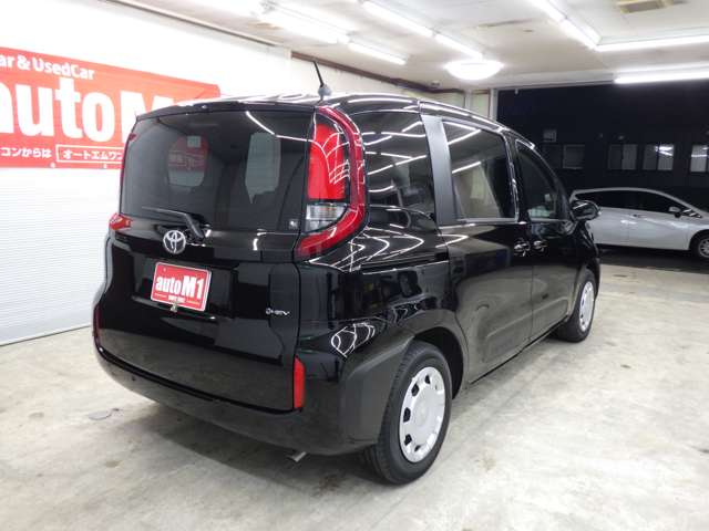 トヨタ シエンタ　ハイブリッド ハイブリッド １．５ Ｇ Ｅ－ＦＯＵＲ ４ＷＤ R7年 () 99