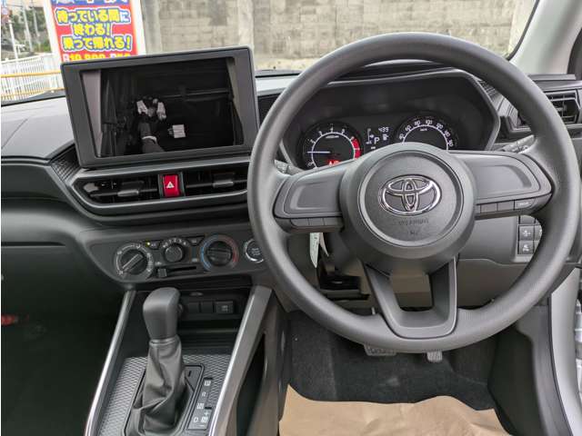 トヨタ ライズ １．２ Ｘ R8年 (関東) 99