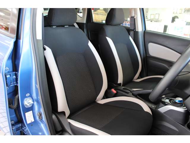 日産 ノート １．２ Ｅ－ＰＯＷＥＲ Ｘ H30年 (関東) 99