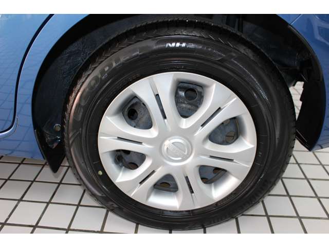 日産 ノート １．２ Ｅ－ＰＯＷＥＲ Ｘ H30年 (関東) 99