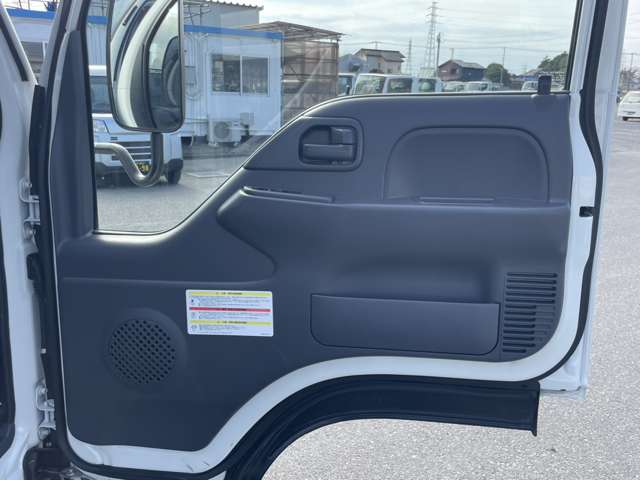 日産 アトラス ３．０ スーパーロー ディーゼルターボ R3年 () 99