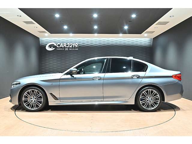 ＢＭＷ ５シリーズ ５４０ｉ　Ｍスポーツ H29年 () 99