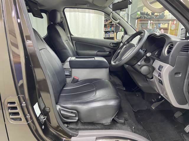 日産 ＮＶ３５０キャラバン ２．５プレミアムＧＸ １０人乗リ H28年 (近畿) 99