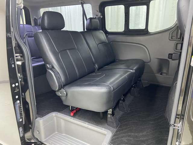 日産 ＮＶ３５０キャラバン ２．５プレミアムＧＸ １０人乗リ H28年 (近畿) 99