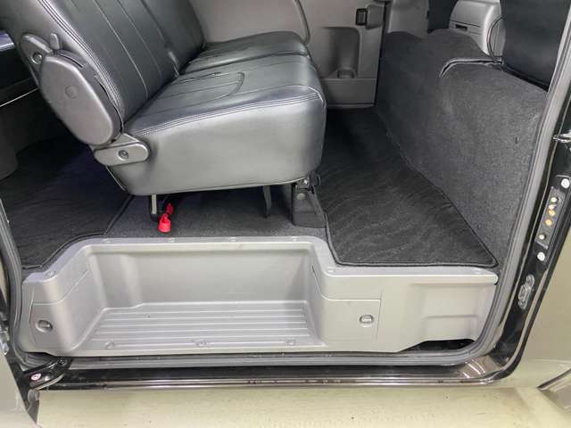 日産 ＮＶ３５０キャラバン ２．５プレミアムＧＸ １０人乗リ H28年 (近畿) 99