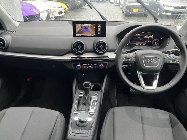 アウディ Ｑ２ ３５ ＴＤＩ アドバンスト ディーゼルターボ R6年 () 99