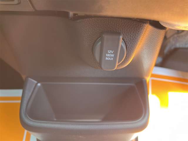 ホンダ Ｎ　ＢＯＸ カスタム ６６０ R8年 () 99