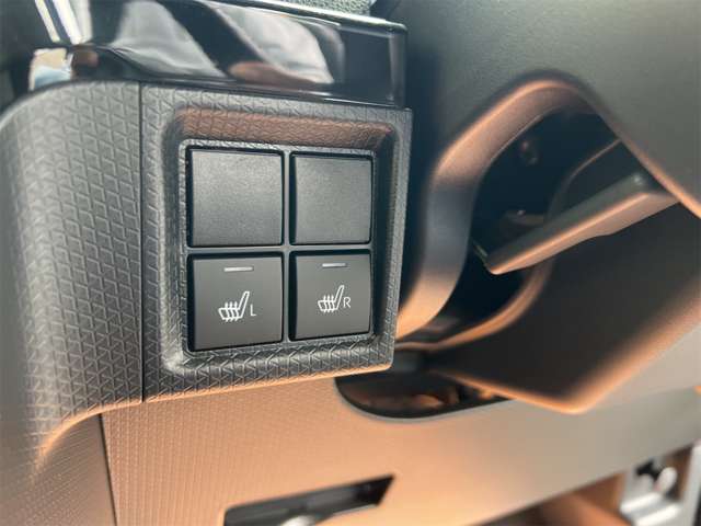 ダイハツ タント ６６０ カスタム ＲＳ R7年 () 99