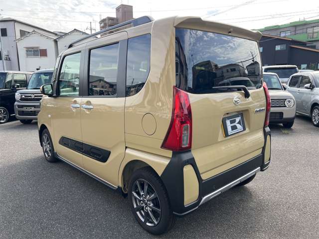 ダイハツ タント ６６０ ファンクロス ＥＣＯＩＤＬＥ非装着車 R7年 () 99