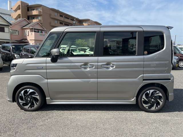スズキ スペーシア ６６０ カスタム ハイブリッド ＸＳターボ R7年 () 99