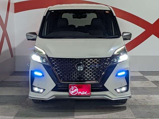 日産 セレナ ２．０ ＡＵＴＥＣＨ セーフティパッケージ ４ＷＤ R3年 () 99