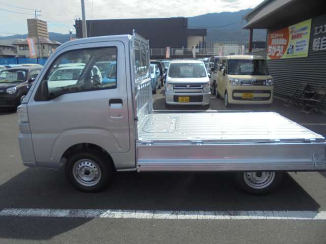 ダイハツ ハイゼットトラック ６６０ スタンダード ３方開 ４ＷＤ R8年 () 99