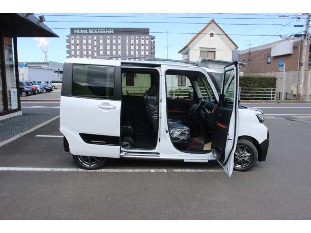 ダイハツ タント ６６０ ファンクロス リミテッド R8年 (四国) 99