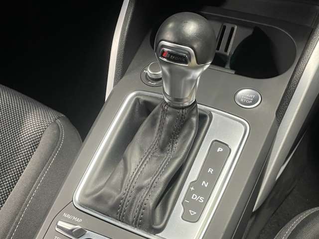 アウディ Ｑ２ １．０　ＴＦＳＩ　スポーツ H30年 () 99
