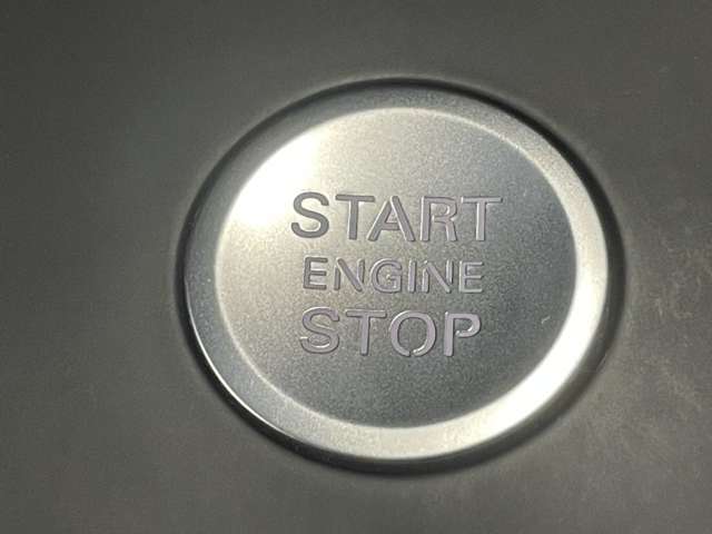 アウディ Ｑ２ １．０　ＴＦＳＩ　スポーツ H30年 () 99