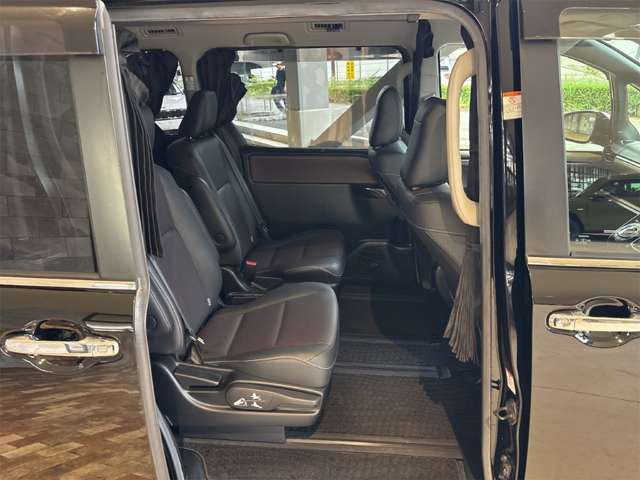 トヨタ エスクァイア　ハイブリッド １．８ ハイブリッド ＧＩ H27年 (近畿) 99